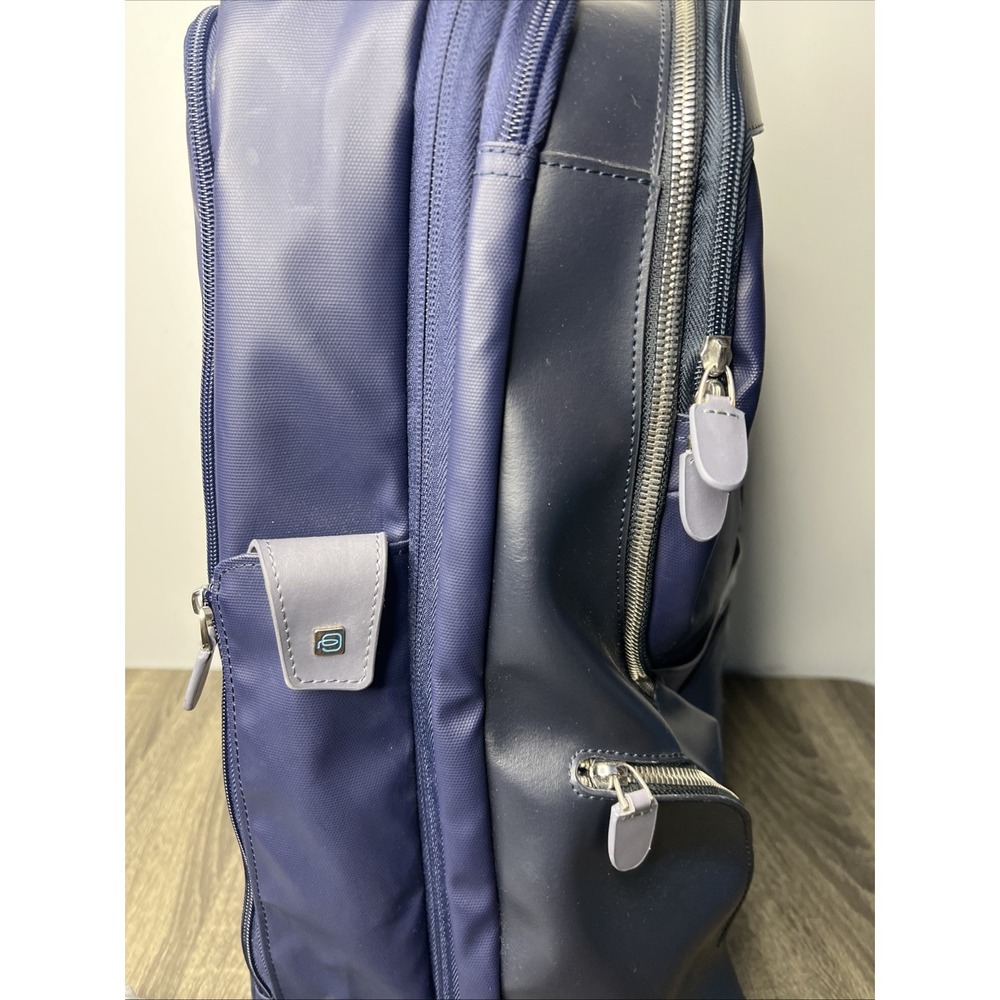 PIQUADRO Coleos Cabin Backpack Trolley Night Blue Rolling Suitcase Carry-On EUC! - Picture 9 of 16